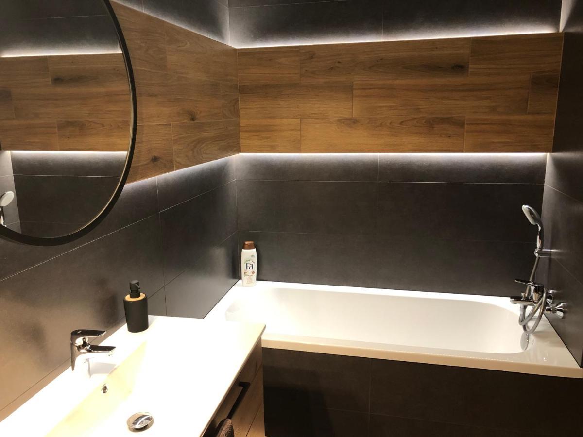 Apartament Chopina Łomianki Extérieur photo